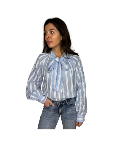 jesica camisa lazo azul raya blanca